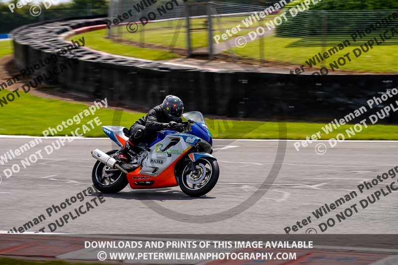 donington no limits trackday;donington park photographs;donington trackday photographs;no limits trackdays;peter wileman photography;trackday digital images;trackday photos